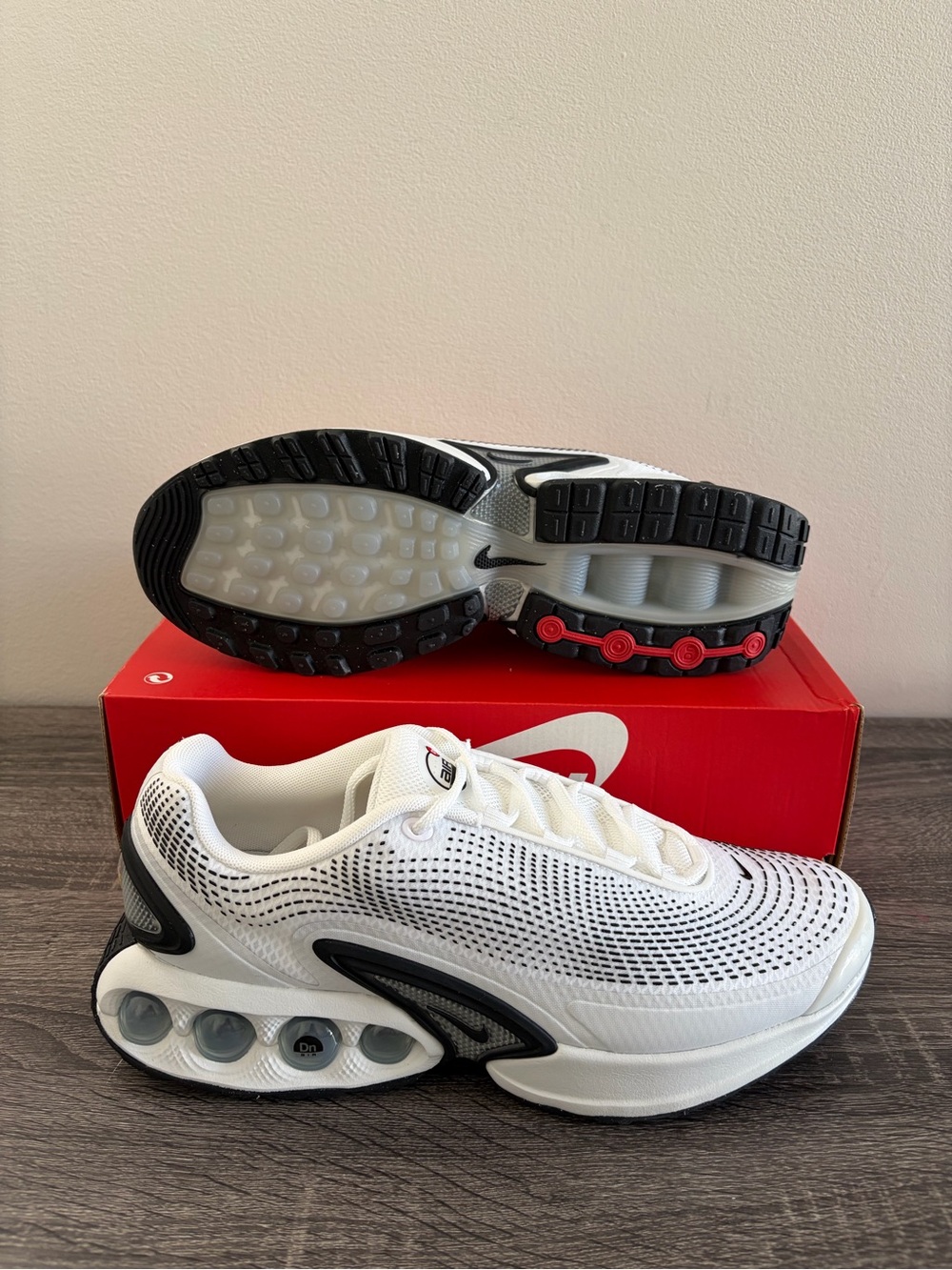 Nike Air Max DN - White Black - DV3337-103 Shoes Men's Size 11